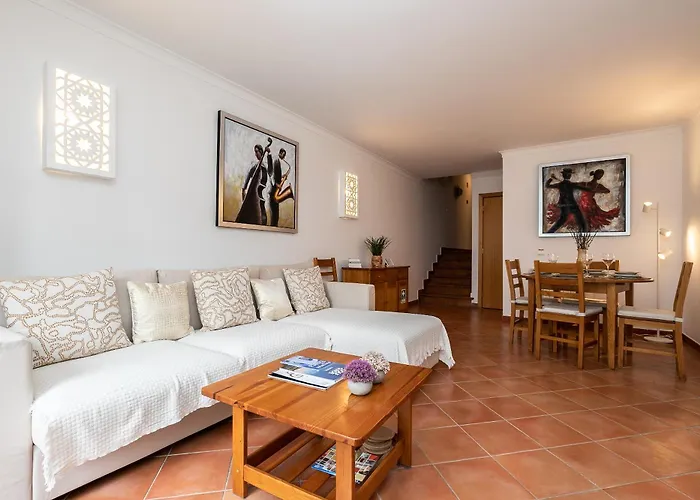 فيلة Monte Do Morgado House *