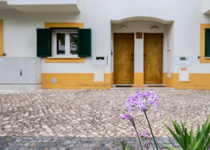 Monte Do Morgado House * تافيرا